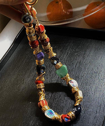 Collar elegante de cuentas con diseño de patchwork de cerámica y bloques de color en plata esterlina