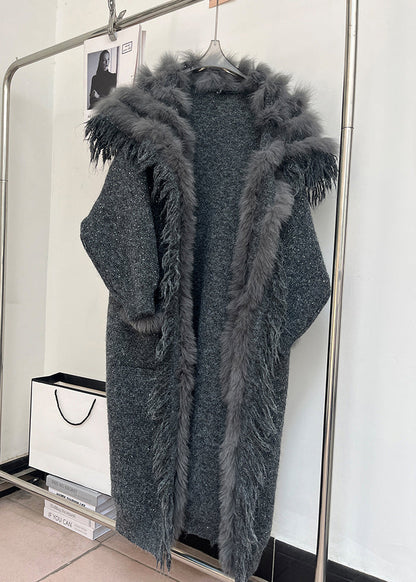 Eleganter, dunkelgrauer Paillettenmantel mit Taschen und kuscheligem Patchwork-Finish aus Wolle