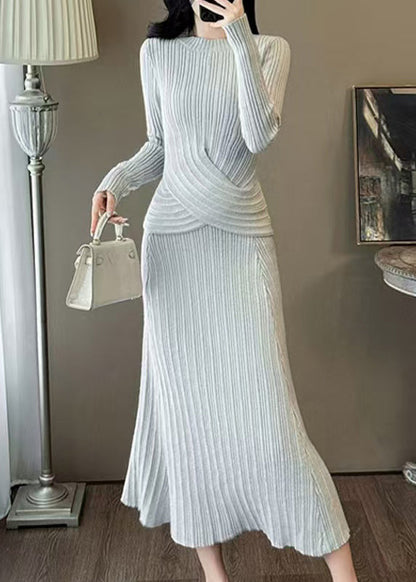 Elegantes dunkelgraues Strick-Zweiteiler-Set mit Rundhalsausschnitt für den Winter