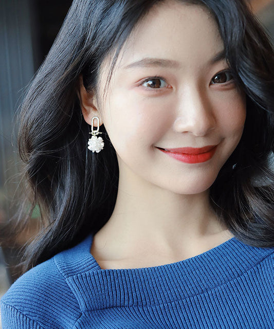 Pendientes colgantes florales de circonita de aleación de oro elegantes