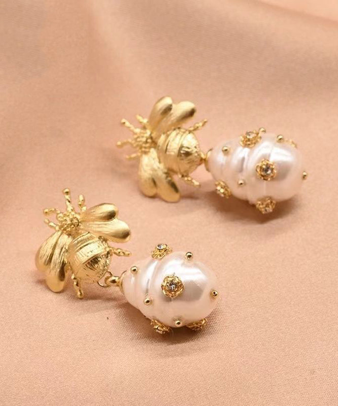 Pendientes colgantes con forma de abeja y perla de circonitas y cobre dorado