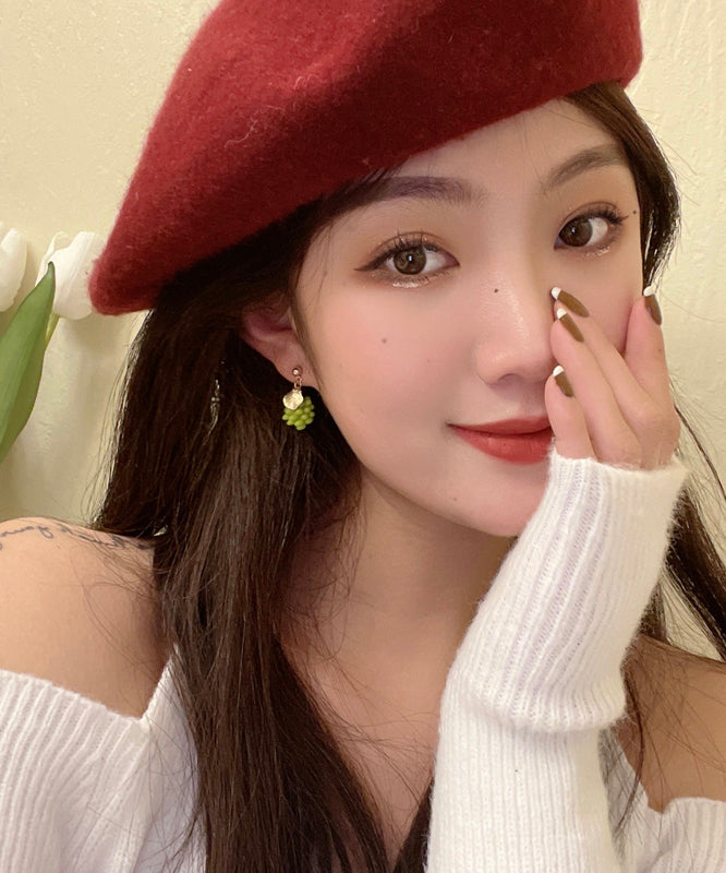 Pendientes colgantes de uva con resina metálica de plata de ley verde elegante