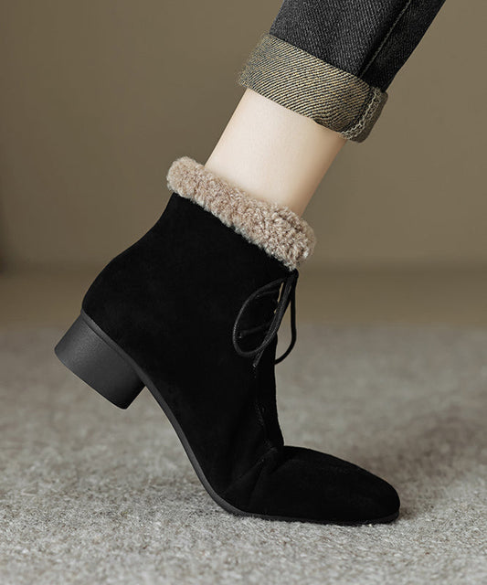 Elegante Schnürstiefel mit klobiger Sohle, braunes Wildleder, flauschiges Wollfutter