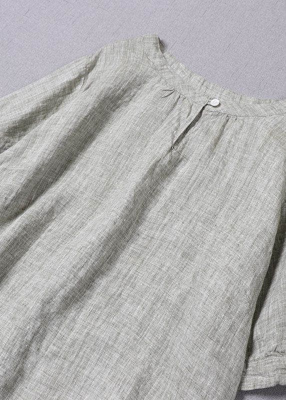 Edle hellgrüne Leinenhemden mit Knöpfen und halben Ärmeln