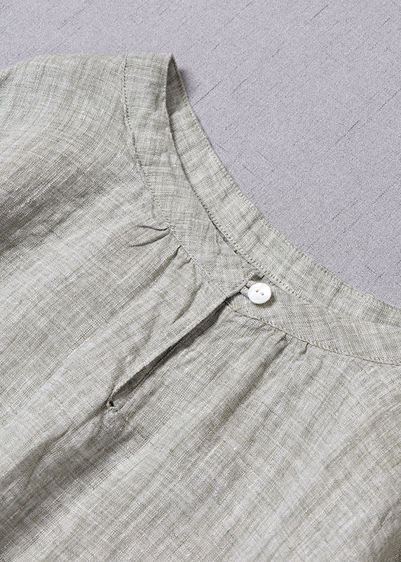 Edle hellgrüne Leinenhemden mit Knöpfen und halben Ärmeln