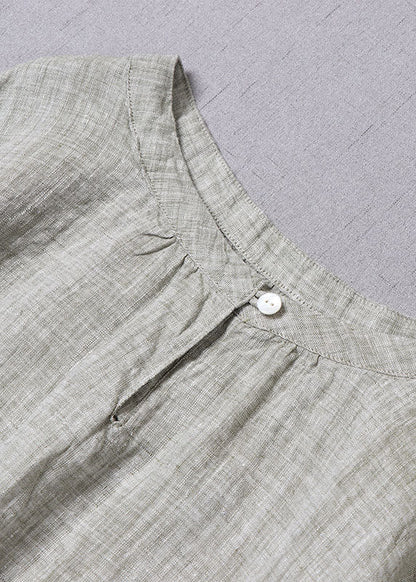 Edle hellgrüne Leinenhemden mit Knöpfen und halben Ärmeln