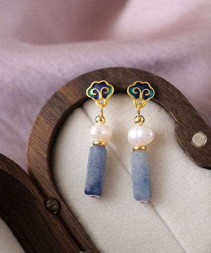 Pendientes elegantes de perlas esmaltadas con goteo de cobre multicolor