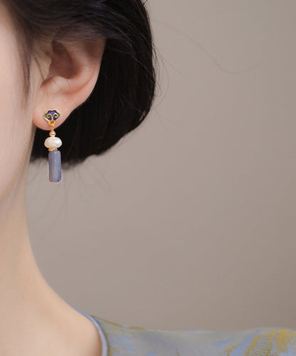 Pendientes elegantes de perlas esmaltadas con goteo de cobre multicolor