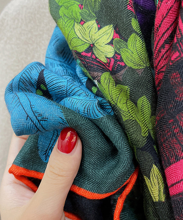 Eleganter Wollschal mit Print für Herbst und Winter