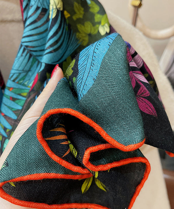 Eleganter Wollschal mit Print für Herbst und Winter