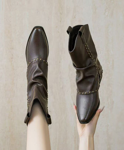 Elegante, klobige Stiefel mit Nietenverzierung, schwarzes Kunstleder