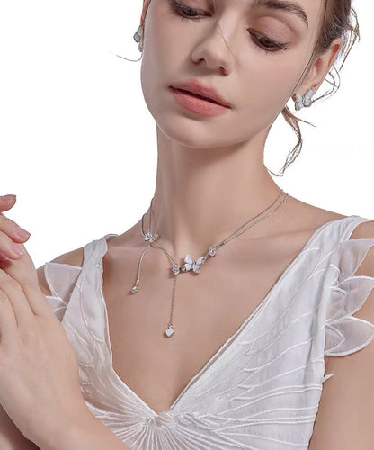 Classy Silk Alloy Zircon Fritillary Pendant Necklace