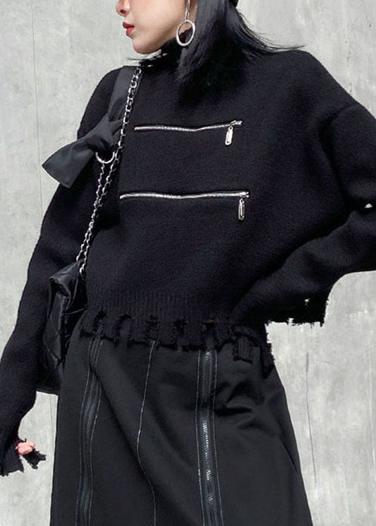 Edler schwarzer Rollkragenpullover mit Reißverschluss und Loch