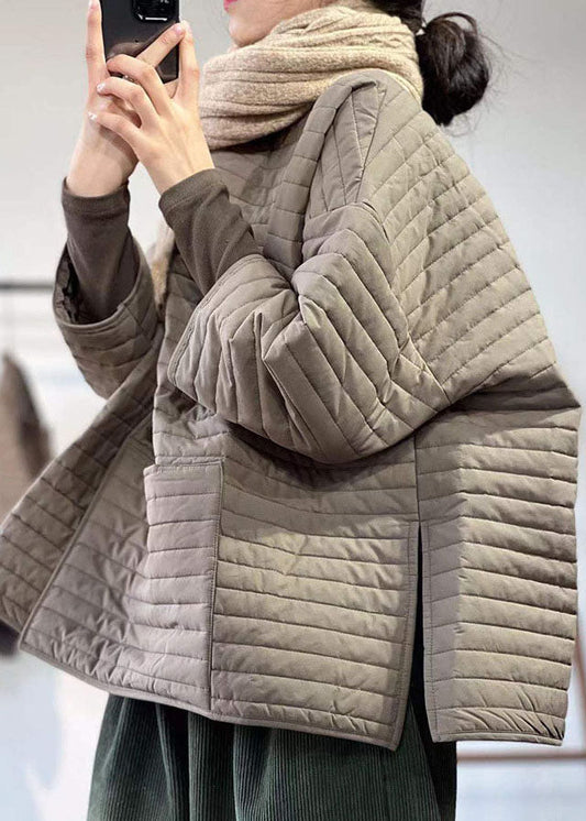 Schokoladenbrauner, lockerer Parka mit feiner Baumwollfüllung, einreihig, seitlich offen, für den Winter