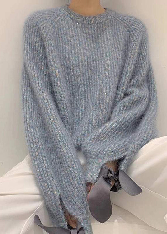 Kuscheliger, himmelblauer Pailletten-Oversize-Strickpullover für den Winter
