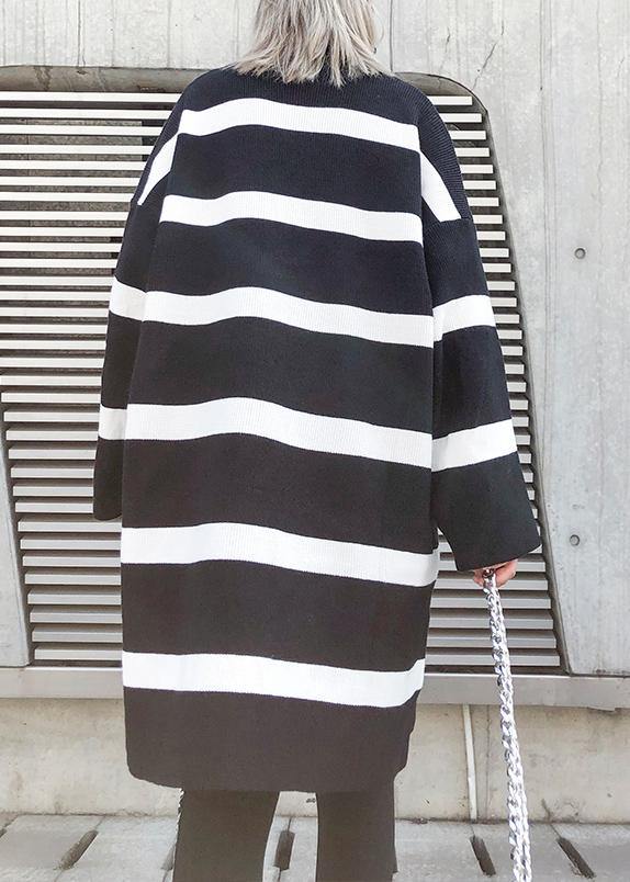 Cozy black white striped knitwear o neck baggy sweater tops - SooLinen
