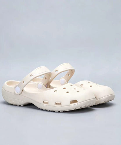Cute Cartoon White Cave Polka Dot Beach Baotou Slide Sandals