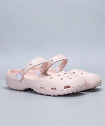 Cute Cartoon White Cave Polka Dot Beach Baotou Slide Sandals