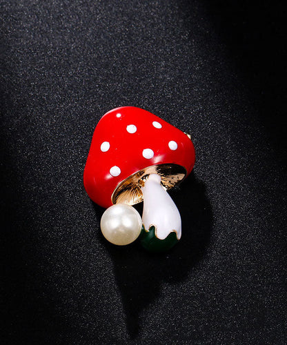 Niedliche lila Broschen aus einer Legierung mit Zirkonia und Perlen in Pilzform