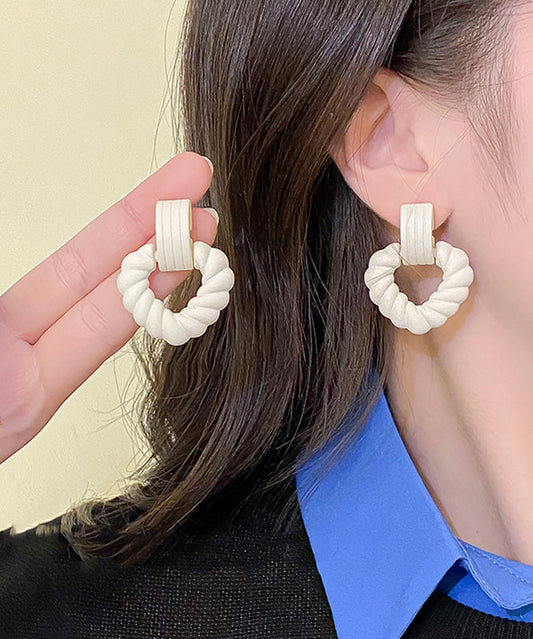 Lindos pendientes colgantes huecos con forma de rosa de acrílico con forma de masa frita y amor
