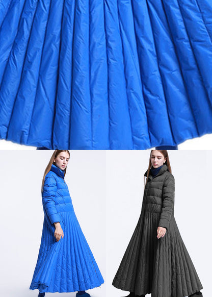 DIY blauer Winter-Daunenmantel mit Stehkragen und Reißverschluss