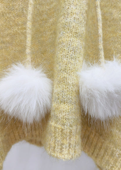 Selbstgemachte gelbe Patchwork-Strickpullover mit Kapuze aus Baumwolle für den Winter