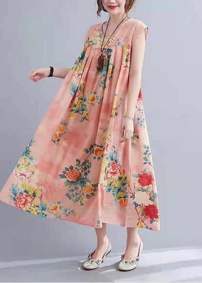 DIY langes, tailliertes Sommerkleid mit rosa Aufdruck