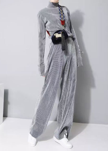 Elegantes aprikosenfarbenes Samt-Zweiteiler-Set mit Stehkragen für den Frühling