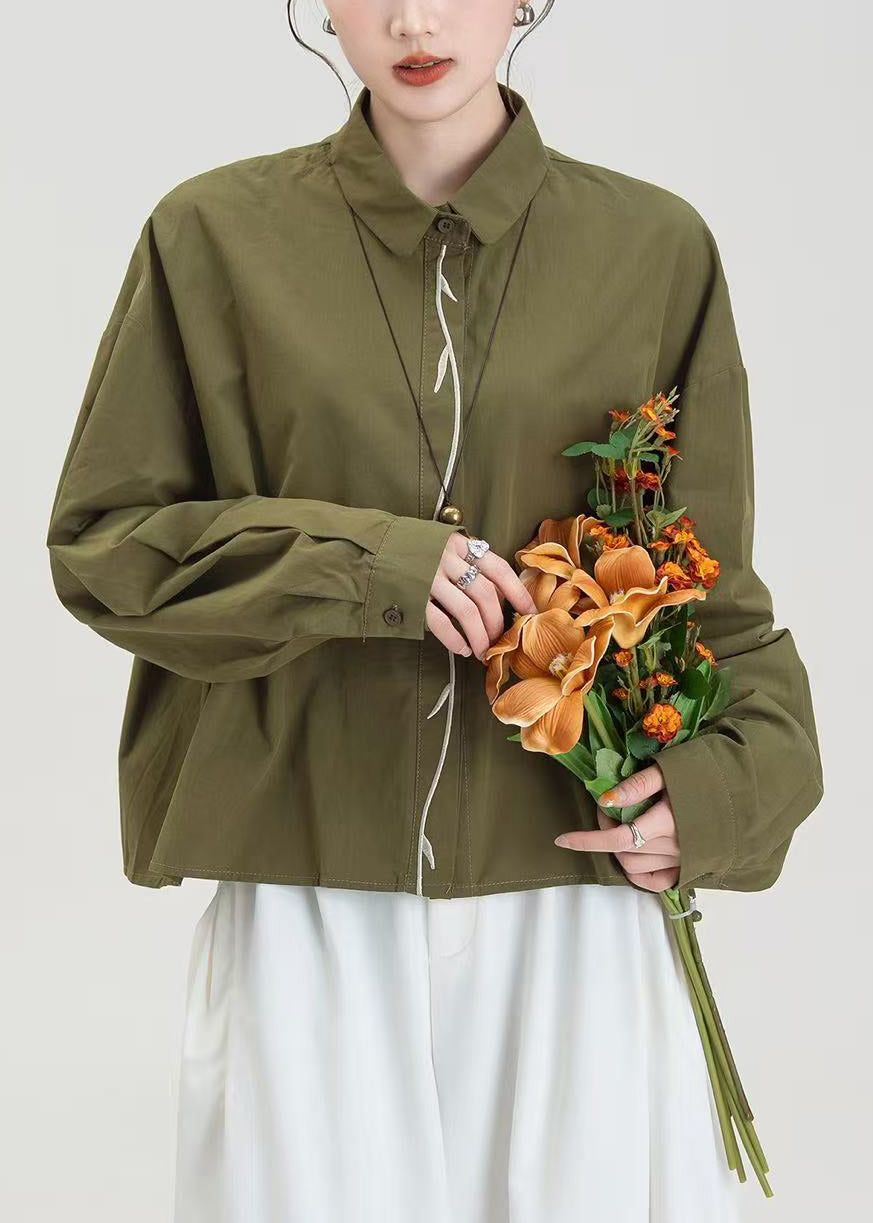 Elegantes camisas oversize de algodón bordadas en verde militar para primavera