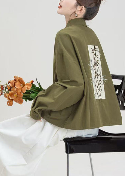 Elegantes camisas oversize de algodón bordadas en verde militar para primavera