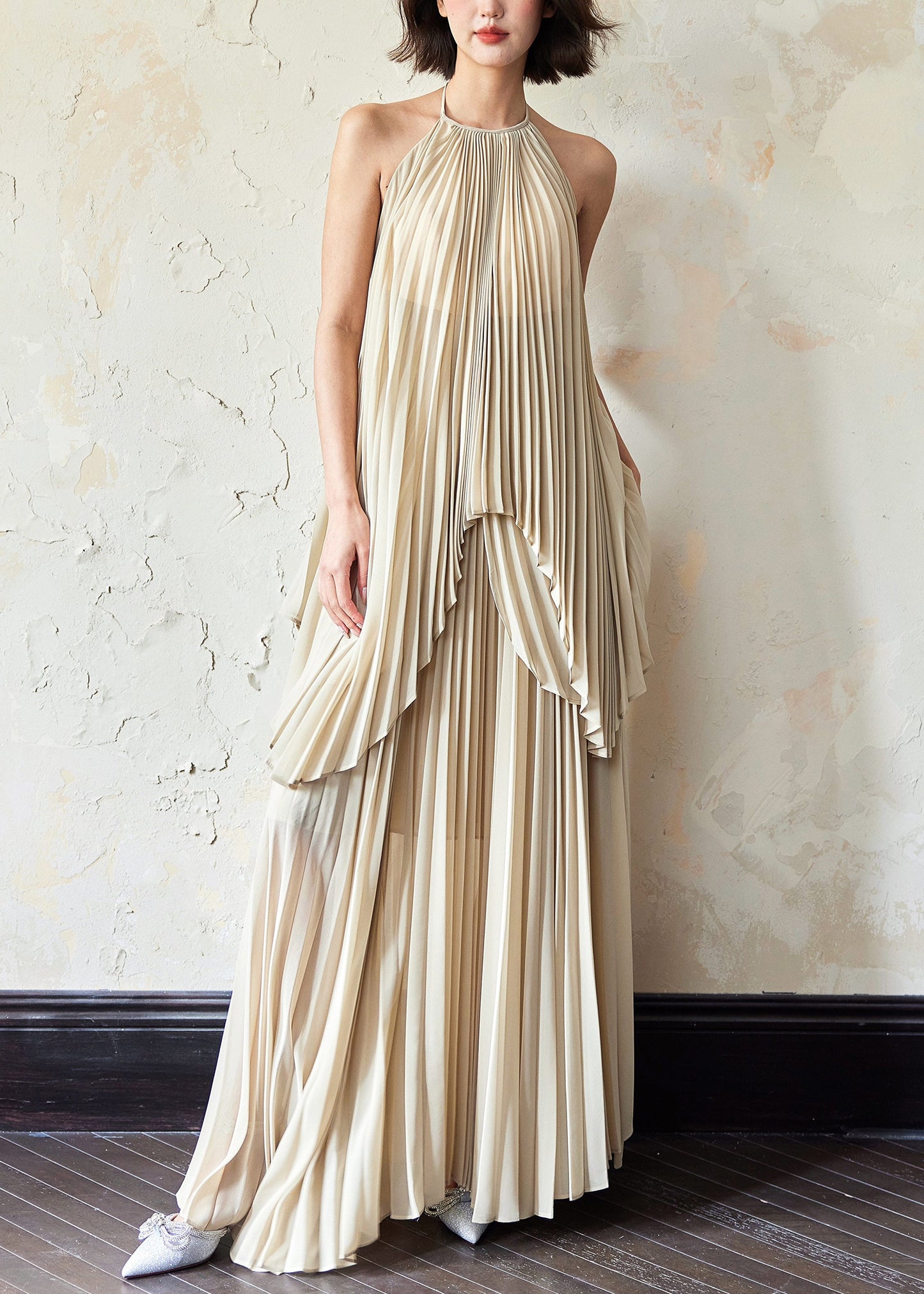 Elegant Backless Wrinkled Tops And Skirts Chiffon Two Piece Set Sleeveless