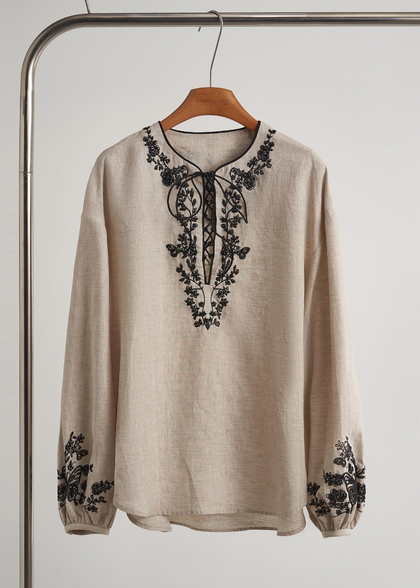 Elegantes beiges, besticktes Leinen-Set für Damen, 2-teilig, Frühling