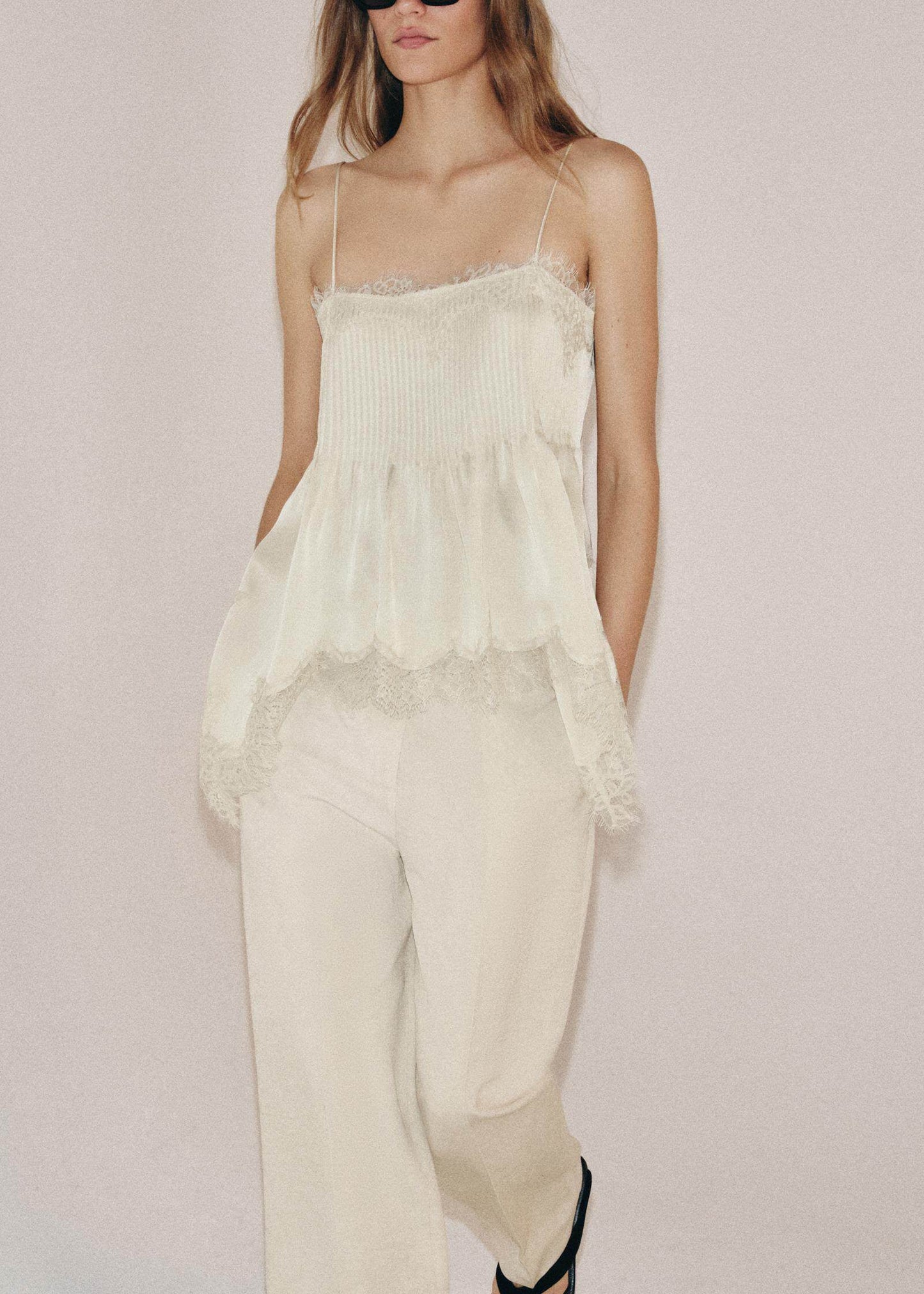 Elegant Beige Wrinkled Lace Patchwork Chiffon Spaghetti Strap Tops Summer