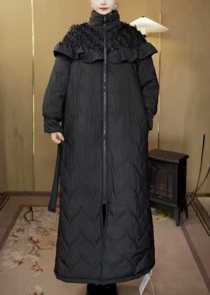 Eleganter schwarzer Parka mit Stehkragen, Rüschen und feiner Baumwollfüllung für den Winter