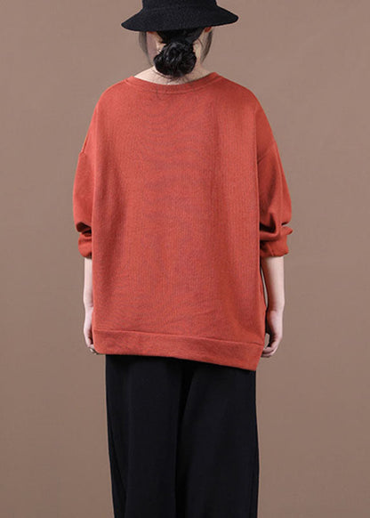 Elegantes, ziegelrotes, besticktes Sweatshirt mit Rundhalsausschnitt und lockerem Schnitt für den Herbst