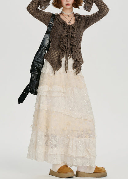 Camisas elegantes de punto con volantes y mangas acampanadas en color café