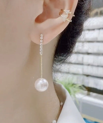 Elegantes pendientes colgantes con borlas de perlas y circonitas doradas en plata de ley