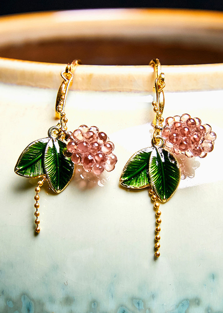 Elegante Tropfenohrringe mit Trauben und Blättern