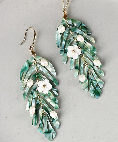 Elegante grüne Kupferperlen Muschel Blume asymmetrische Blatt Tropfen Ohrringe
