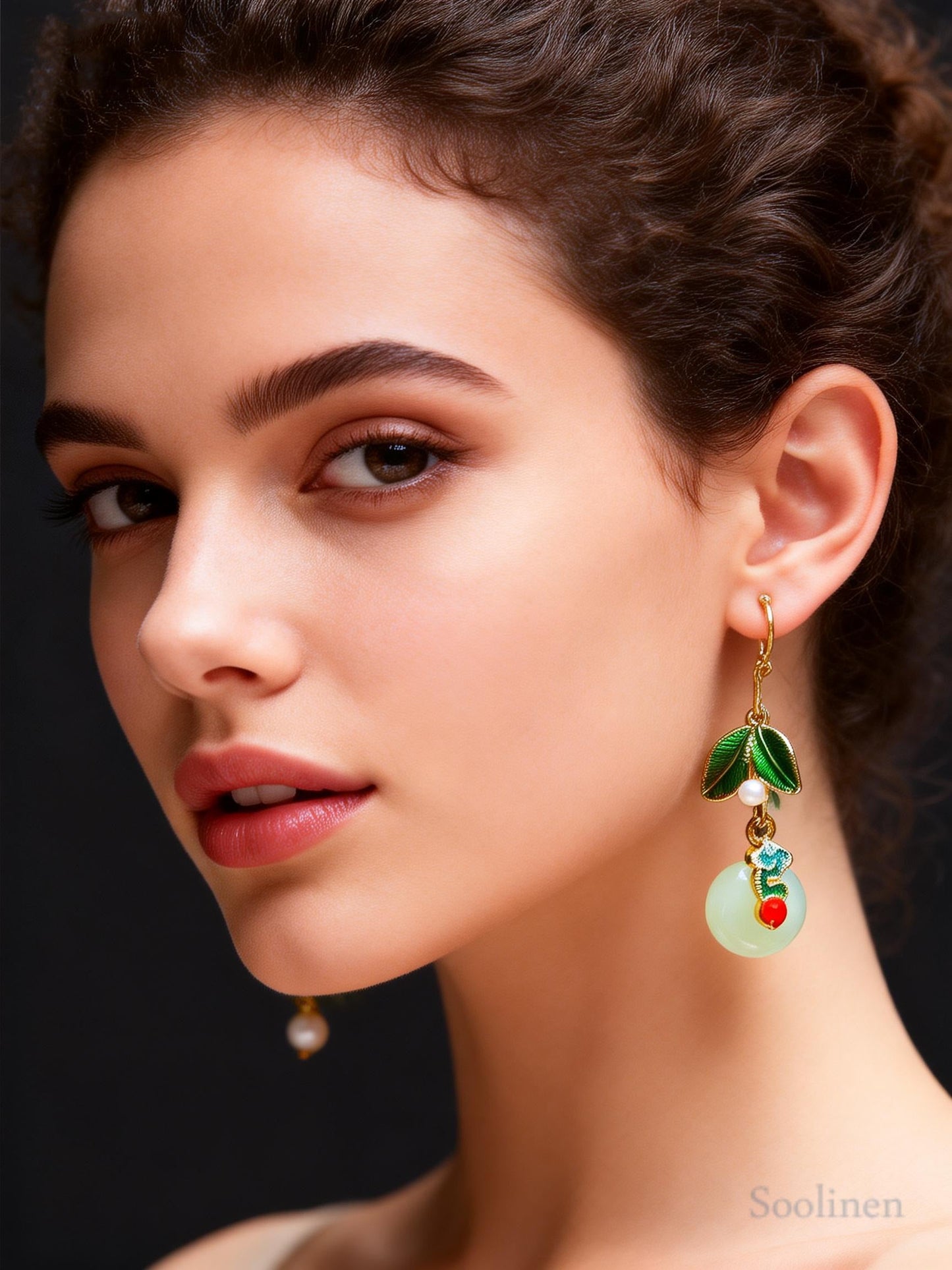 Elegant Green Leaf Metal Fine Circular Jade Drop Earrings