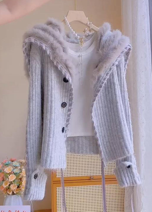 Elegante graue Fuchskragen-Knopf-Patchwork-Strickmäntel Winter