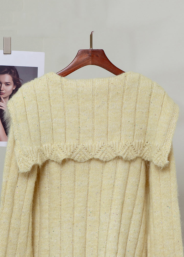 Elegante suéter de punto con botones florales de piel de zorro rosa y patchwork