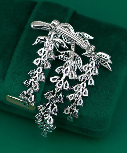 Elegante Broschen mit lila Kupfer-Zirkonia-Quaste und Glyzinienmotiv