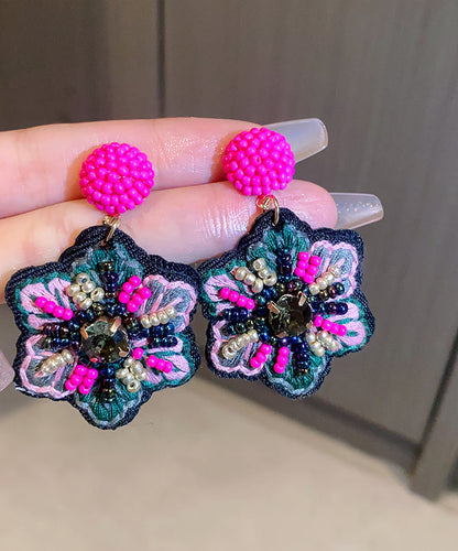 Elegantes pendientes colgantes con flores bordadas y cuentas de aleación tejidas a mano en forma de rosa