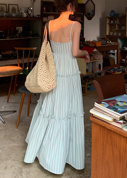 Elegantes gestreiftes, gerüschtes Spaghettiträgerkleid aus Baumwolle mit hoher Taille
