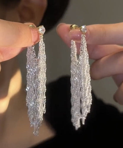 Elegante Tropfenohrringe mit Zirkonia-Design aus weißer Legierung