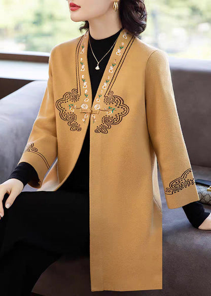 Eleganter gelber Wollmantel mit V-Ausschnitt, Taschen und Dreiviertelärmeln