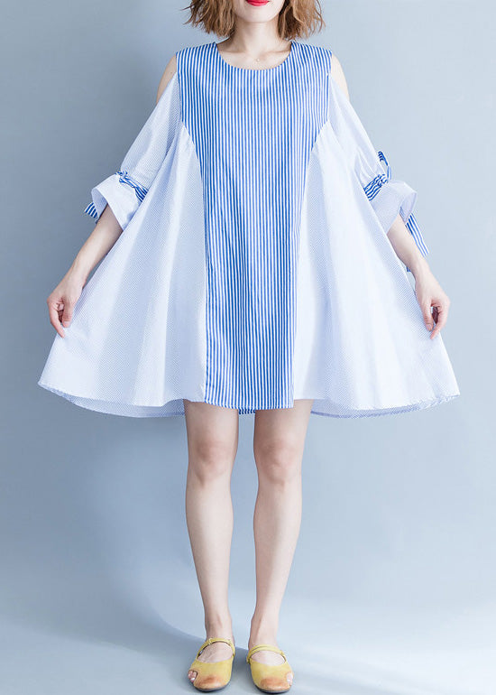 Elegante blau gestreifte Baumwollkleidung in Übergröße Stoffe schulterfrei Sommerkleider