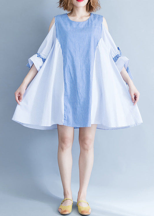 Elegante blau gestreifte Baumwollkleidung in Übergröße Stoffe schulterfrei Sommerkleider