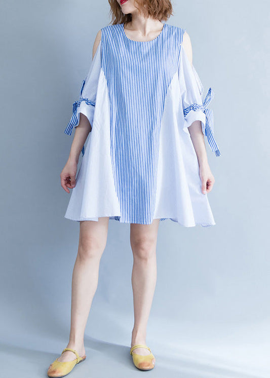 Elegante blau gestreifte Baumwollkleidung in Übergröße Stoffe schulterfrei Sommerkleider